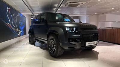 Land Rover Defender 110 Octa Black 4.4 P635