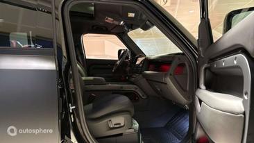 Land Rover Defender 110 Octa Black 4.4 P635 — photo 15