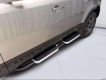 Land Rover Defender 110 D300 MHEV — photo 12