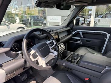 Land Rover Defender 110 D300 MHEV — photo 8
