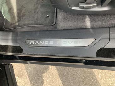Land Rover Range Rover Velar D200 — photo 13