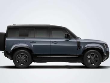 Land Rover Defender 110 D300 MHEV — photo 6