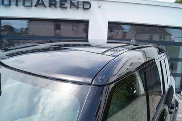 Land Rover Defender 110 P400e — photo 10