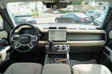 Land Rover Defender 110 P400e — photo 29