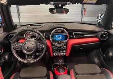 Mini Cabrio ONE — photo 7