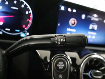 Mercedes CLA 180 Business — photo 29