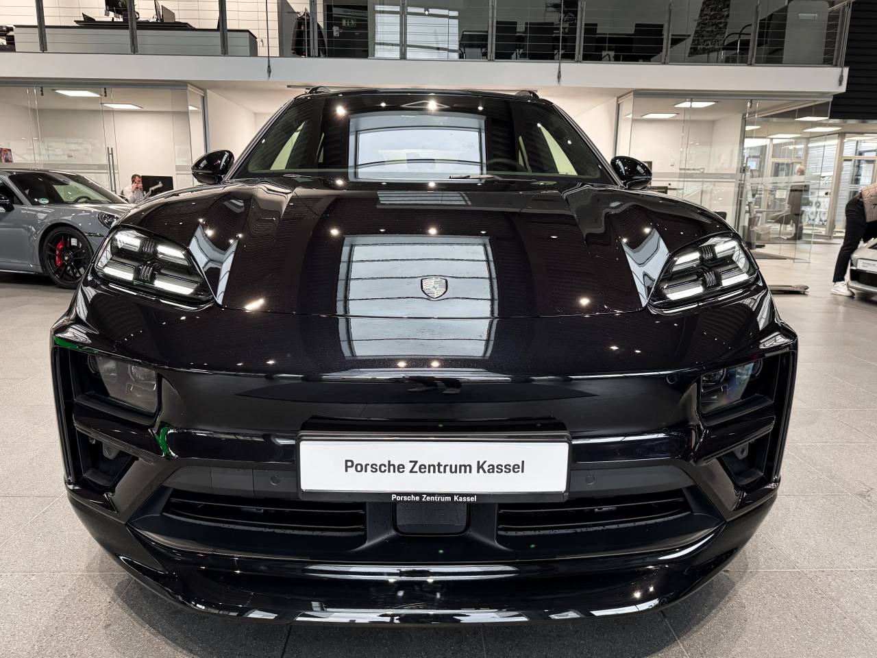 Porsche Macan Electrique Turbo - 2025 - Joinsteer - #2