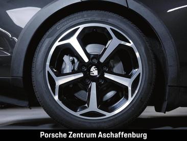 Porsche Taycan Cross Turismo 4S — photo 12