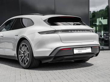 Porsche Taycan Cross Turismo Turbo — photo 10
