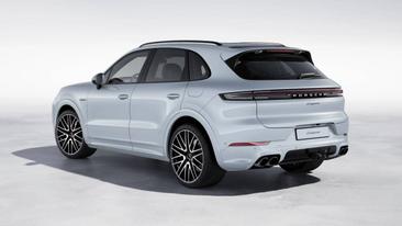 Porsche Cayenne III Turbo GT — photo 3