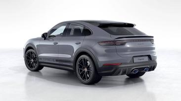 Porsche Cayenne III Turbo GT — photo 3