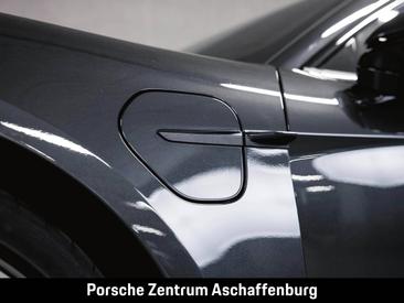 Porsche Taycan Turbo S — photo 7