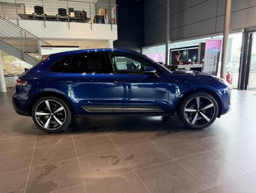 Porsche Macan T 2023 Bleu — photo 5