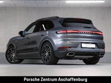 Porsche Cayenne III Turbo GT — photo 3