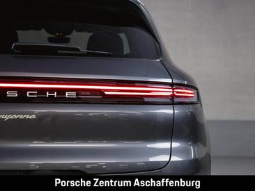 Porsche Cayenne III Turbo GT — photo 9