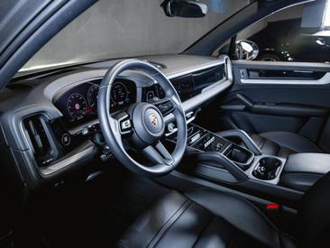 Porsche Cayenne III Turbo GT — photo 15