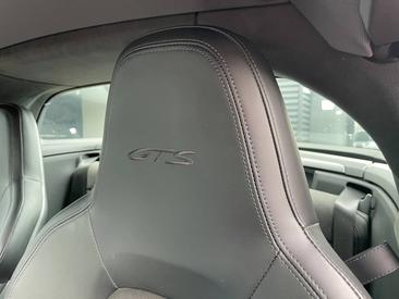 Porsche 911 Cabriolet Turbo S — photo 37