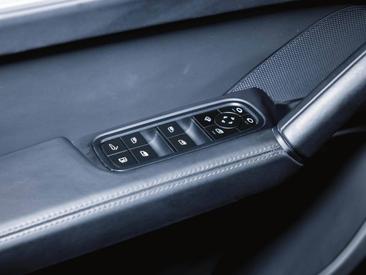 Porsche Cayenne III Turbo GT — photo 23