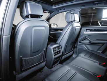 Porsche Cayenne III Turbo GT — photo 24