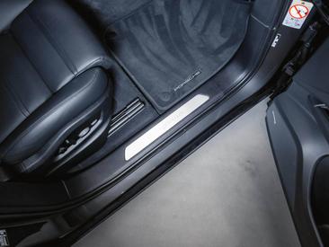 Porsche Cayenne III Turbo GT — photo 27