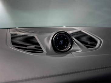 Porsche Cayenne III Turbo GT — photo 19