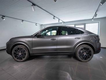 Porsche Cayenne III Turbo GT — photo 2