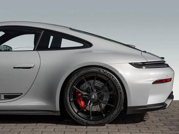 Porsche 911 Turbo S — photo 9