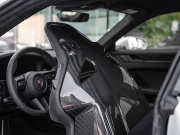 Porsche 911 Turbo S — photo 19