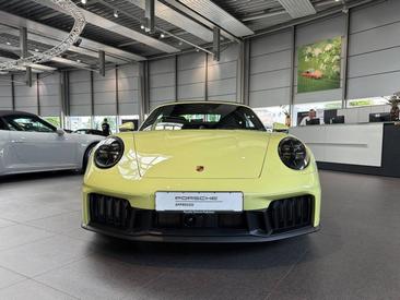 Porsche 992 II Carrera GTS Cabriolet — photo 4