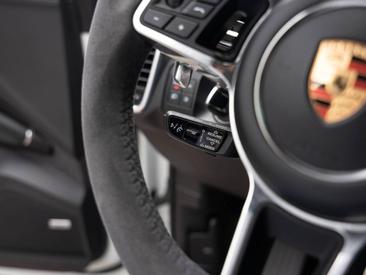 Porsche Cayenne III Turbo GT — photo 20