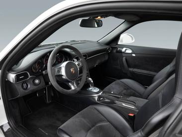 Porsche 997 II Carrera GTS — photo 13