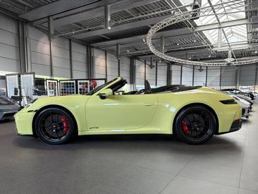Porsche 992 II Carrera GTS Cabriolet — photo 11
