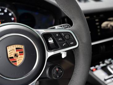 Porsche Cayenne III Turbo GT — photo 30