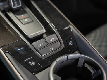 Porsche 992 II Spirit 70 — photo 32