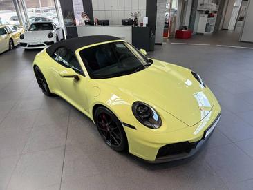 Porsche 992 II Carrera GTS Cabriolet — photo 17