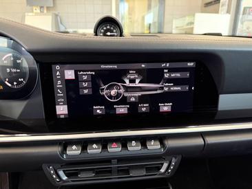 Porsche 992 I Carrera 4S — photo 25