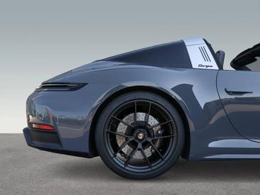 Porsche 992 II Targa 4 GTS — photo 11