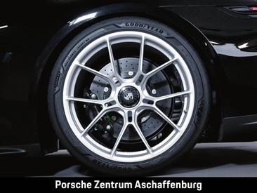 Porsche 911 Turbo S — photo 12