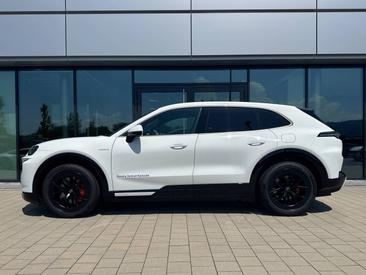 Porsche Cayenne E4 Turbo Electric — photo 2