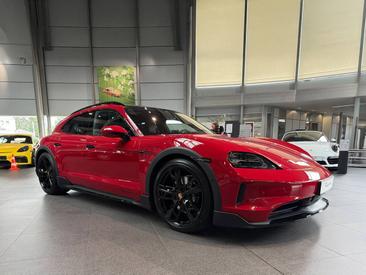 Porsche Taycan Cross Turismo Turbo — photo 12