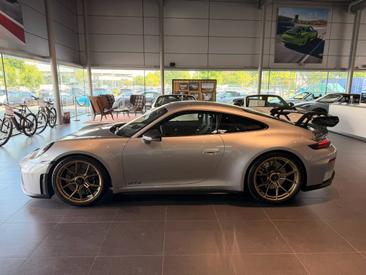 Porsche 911 Turbo S — photo 2