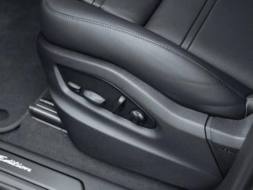 Porsche Cayenne III Turbo GT — photo 16