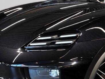 Porsche Macan GTS Electric — photo 10