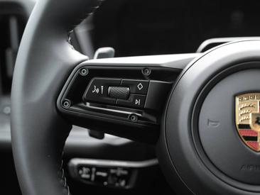 Porsche Cayenne III Turbo GT — photo 27