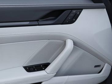 Porsche 992 II Targa 4 GTS — photo 24