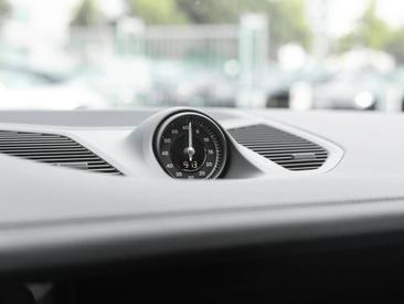 Porsche Cayenne III Turbo GT — photo 30