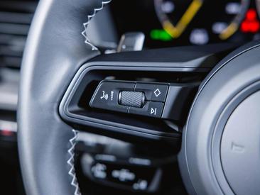 Porsche 911 Turbo S — photo 25