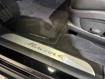 Porsche Macan GTS Electric — photo 15