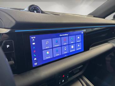Porsche Macan GTS Electric — photo 17