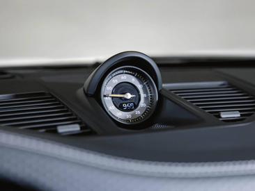 Porsche 911 Turbo S — photo 29